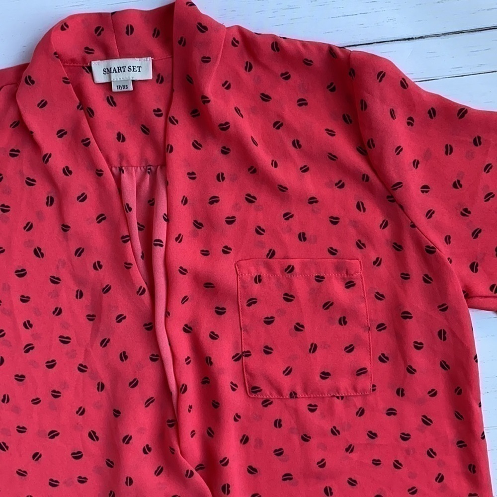 Hearts Patterned Blouse Deep V Pink and Black - Picture 12 of 16